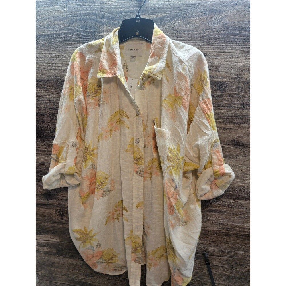 American Eagle Outfitters Oversize Tropical Floral Button- Xs Roll Tab